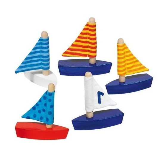 Drewniana mini łódeczka