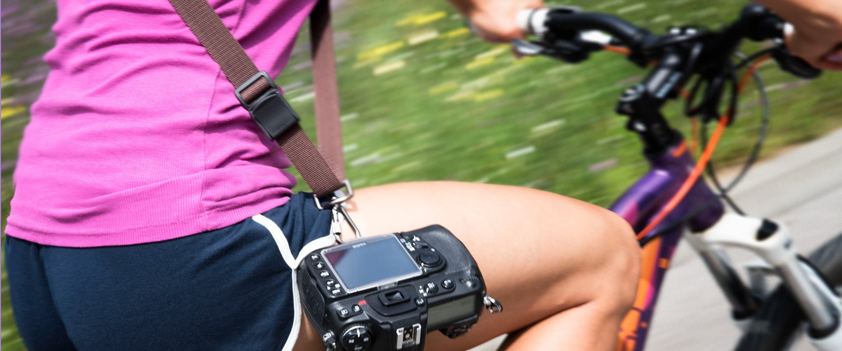 prezent-dla-fotografa-pasek-reporterski-do-aparatu-wygodny