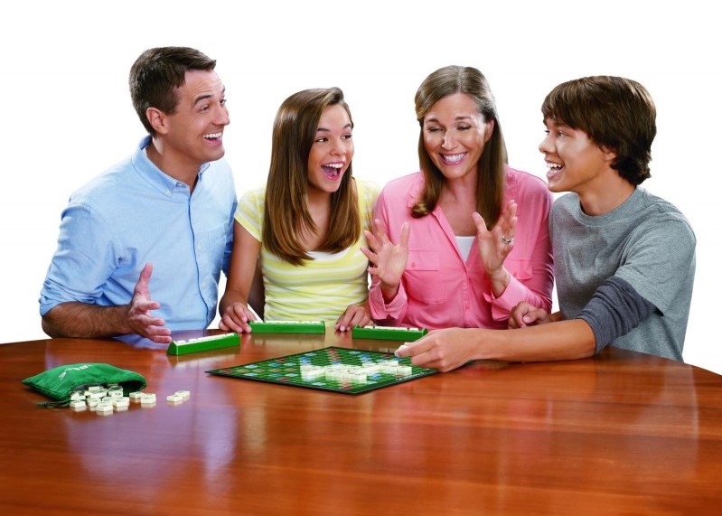 scrabble-original-gra-rodzinna