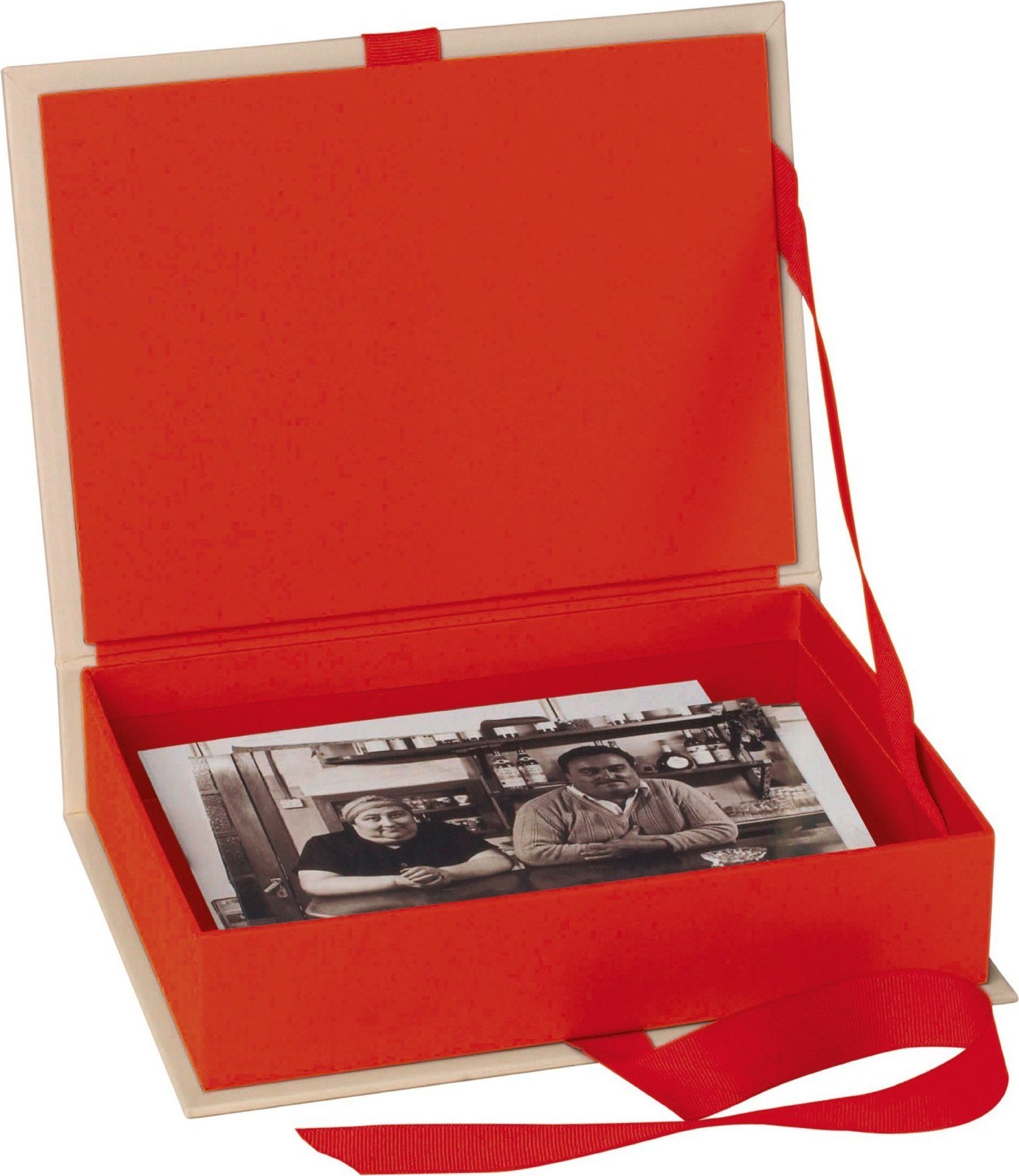 pudelko-na-zdjecia-semikolon-czerwony